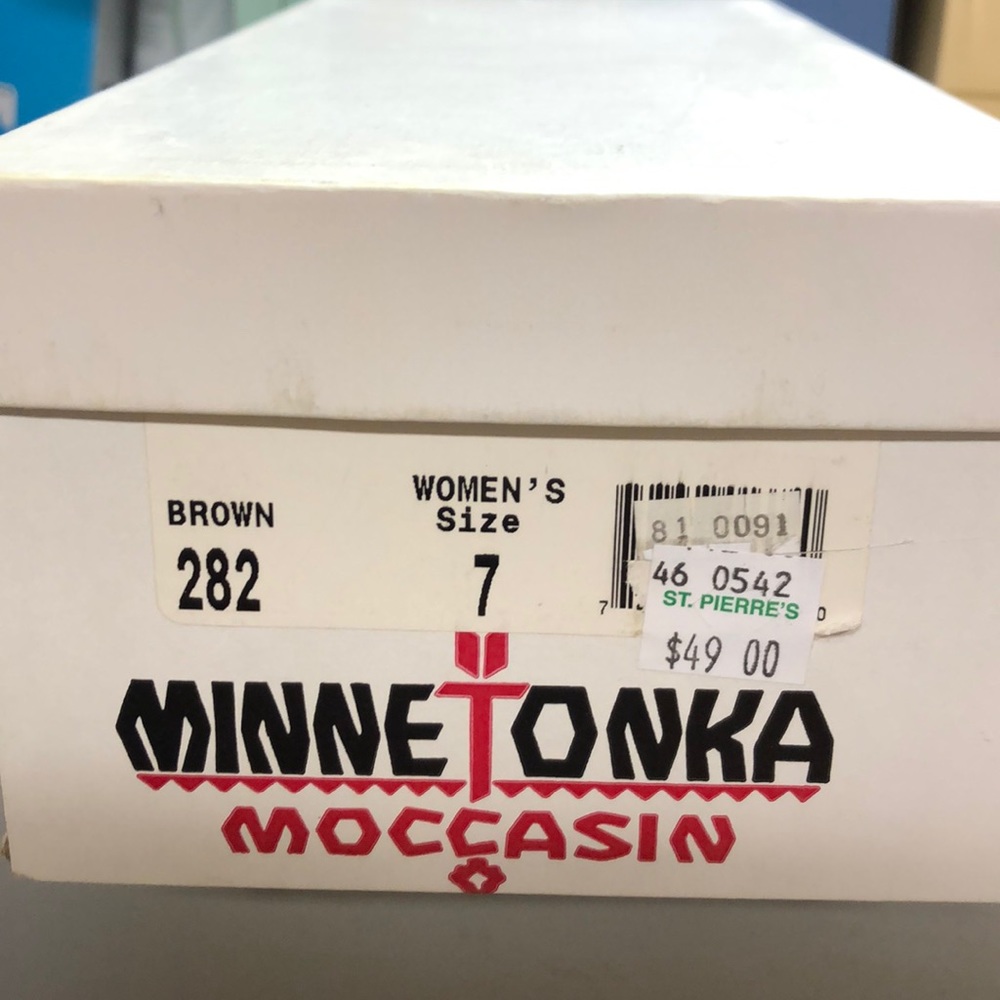MINNETONKA Ankle Height Suede Moccasins - Picture 3 of 5